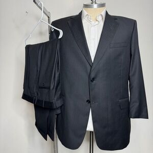 Jos A. Bank Signature Gold 46R 38W Black Pinstripe 2 Piece Wool Suit